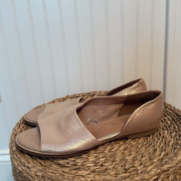 Anthropologie Open Toe Flats Metallic Beige Leather Shoes - Size: 8 - Picture 5 of 13